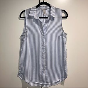 H&M Sleeveless Button Down Shirt